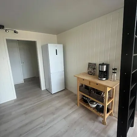 Newly Renovated House On A Farm With A View To The Sea! 펜션 *
