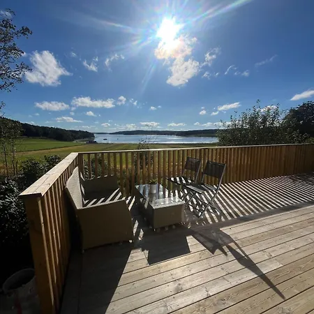 Newly Renovated House On A Farm With A View To The Sea! *