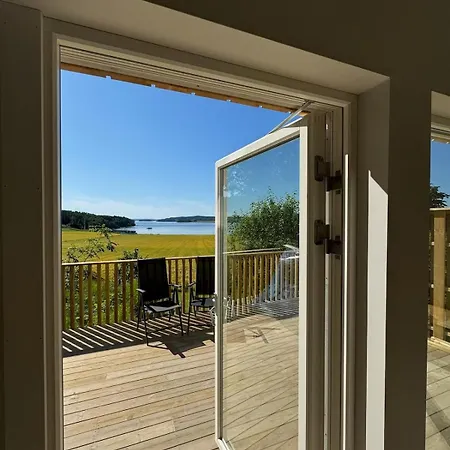 Newly Renovated House On A Farm With A View To The Sea! 펜션