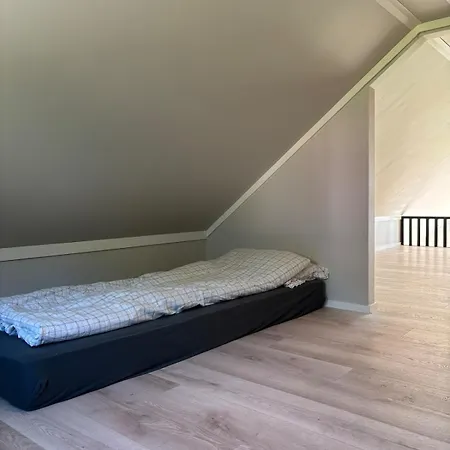 Newly Renovated House On A Farm With A View To The Sea! * 사릅스보르그